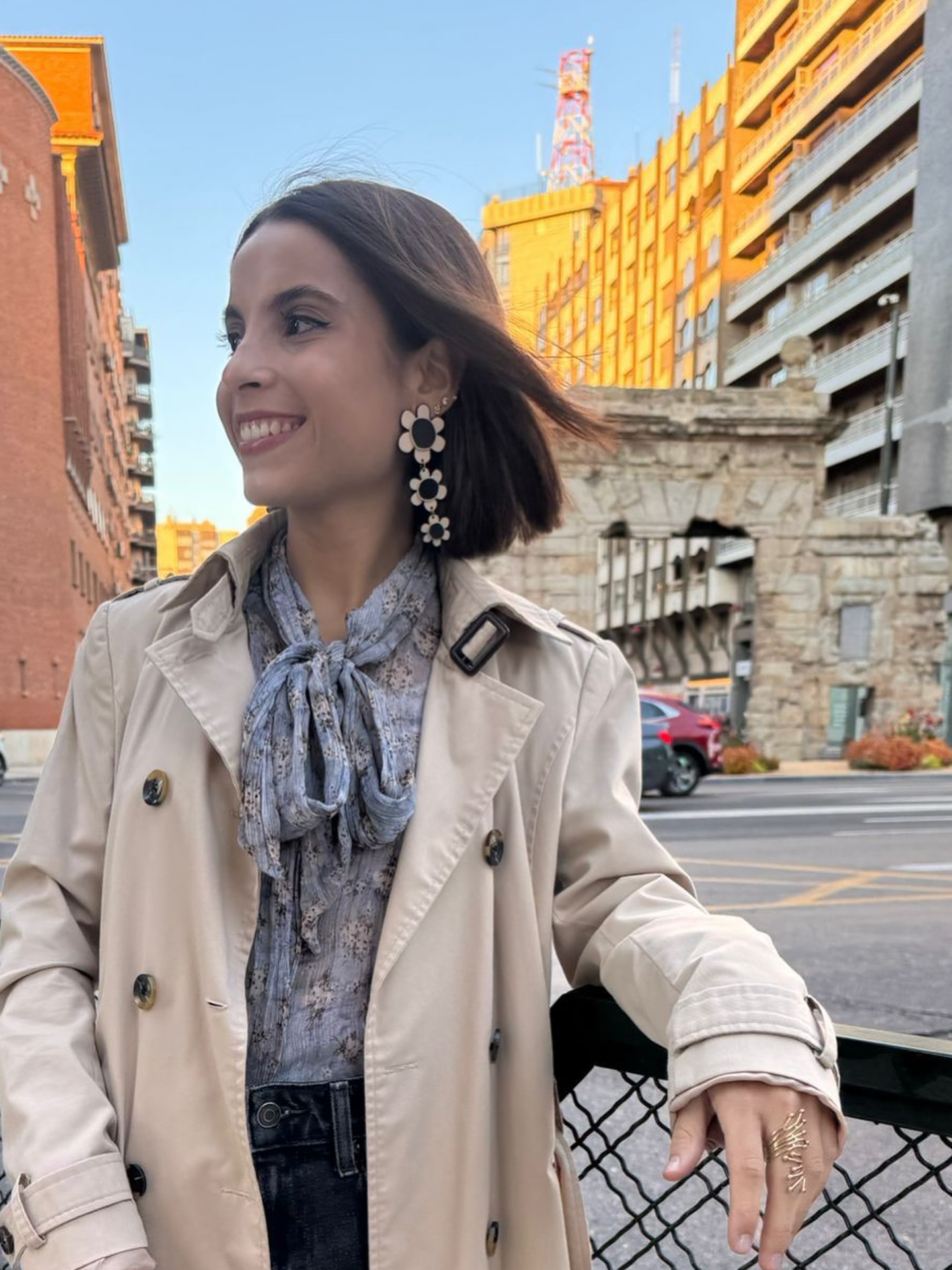 Flores infantiles encadenadas